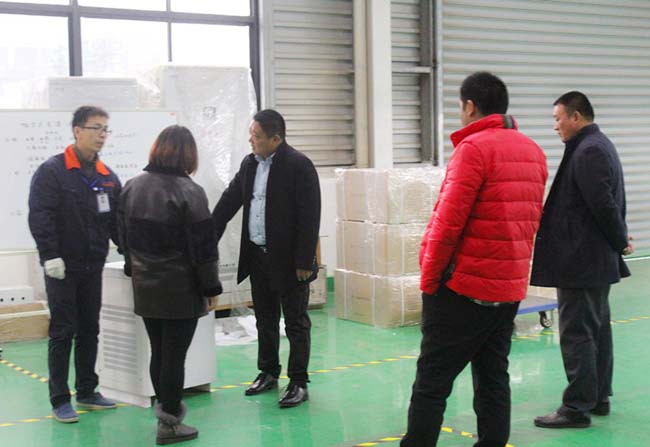 热烈接待滕州市林海电力新能源有限公司刘总来我公司考察并指导事情！