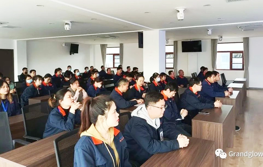 三月员工大会┃承载梦想，，，播撒希望