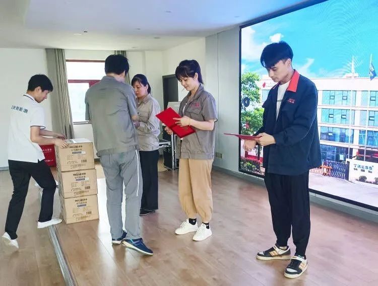七月员工大会┃促生产 保质量 抓清静-乐盈welcome